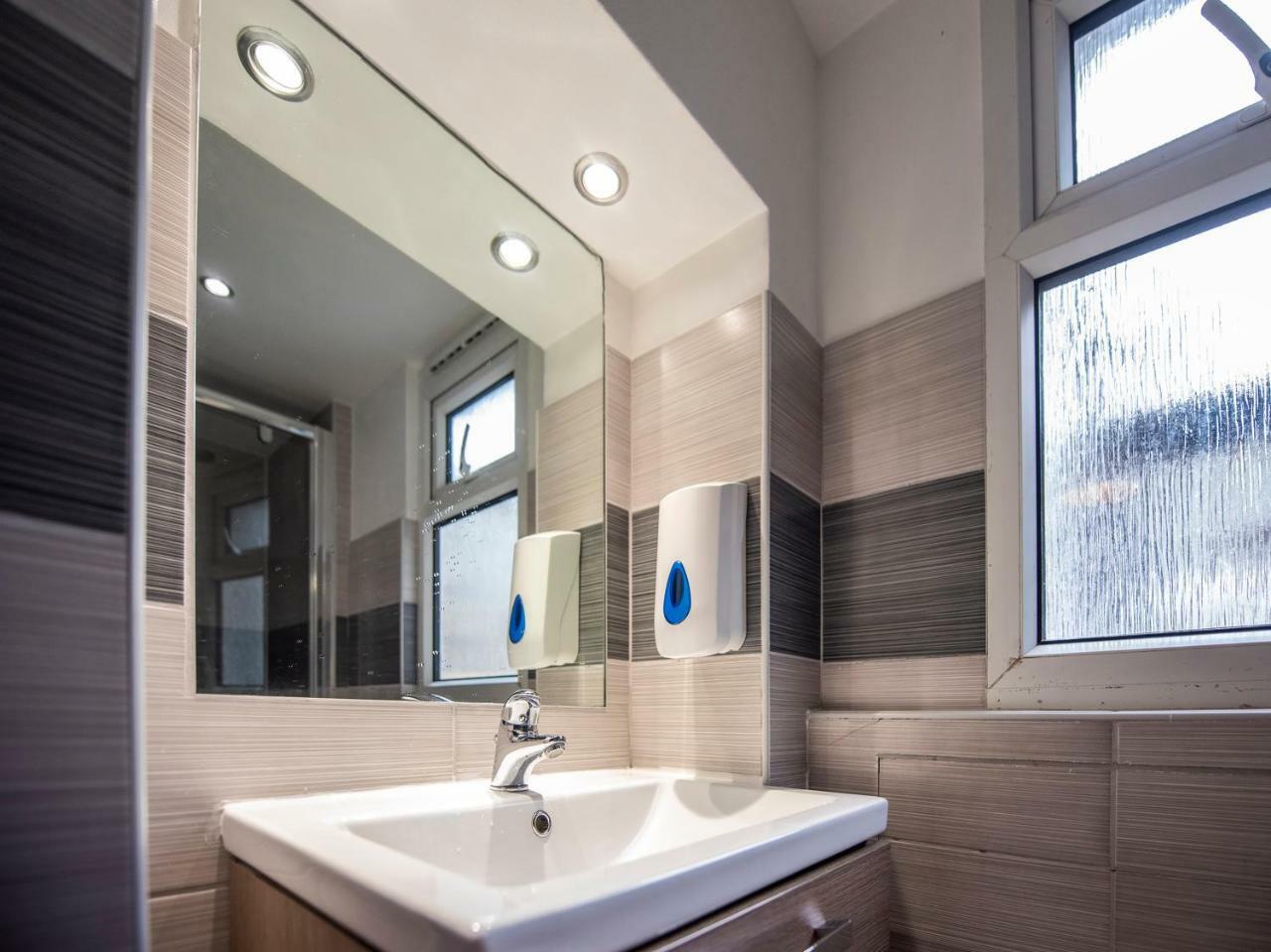 لندن Camden Bnb Hotel المظهر الخارجي الصورة
